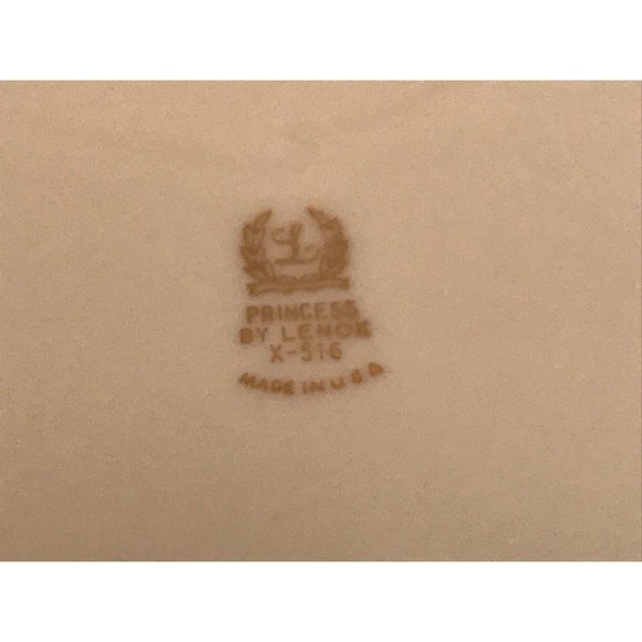 Lenox China Princess Pattern Pair 10.5" Dinner Plates X516 Platinum Band - Picture 7 of 8